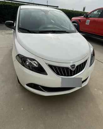 Ypsilon