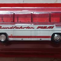 autobus Mercedes Benz 0 302 1:43