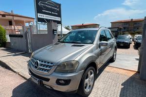 MERCEDES ML320-GANCIO TRAINO