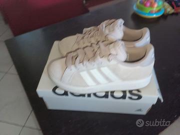 Scarpe sneakers Adidas Grand Court Base 00s 36 2/3