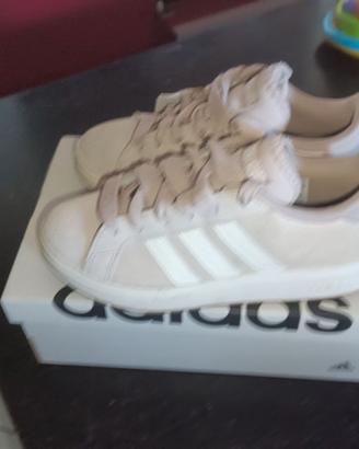 Scarpe sneakers Adidas Grand Court Base 00s 36 2/3