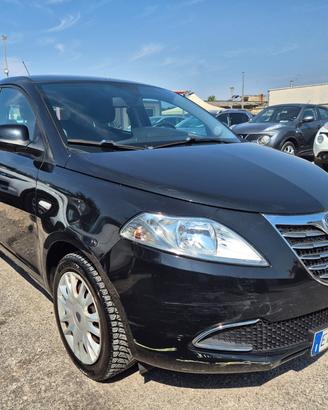 LANCIA Ypsilon 1.2 69 CV 5p. S&S Silver