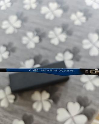 Occhiali da sole Police SPL770