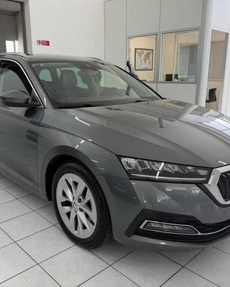 SKODA Octavia 1.5 G-TEC DSG Wagon Style