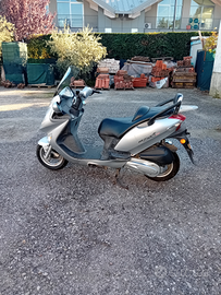 Scooter kymco 250