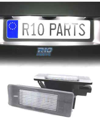 LUCI TARGA A LED CITROEN SAXO 99-02 TIPO 2