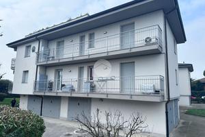 4 LOCALI A COSTA DI MEZZATE