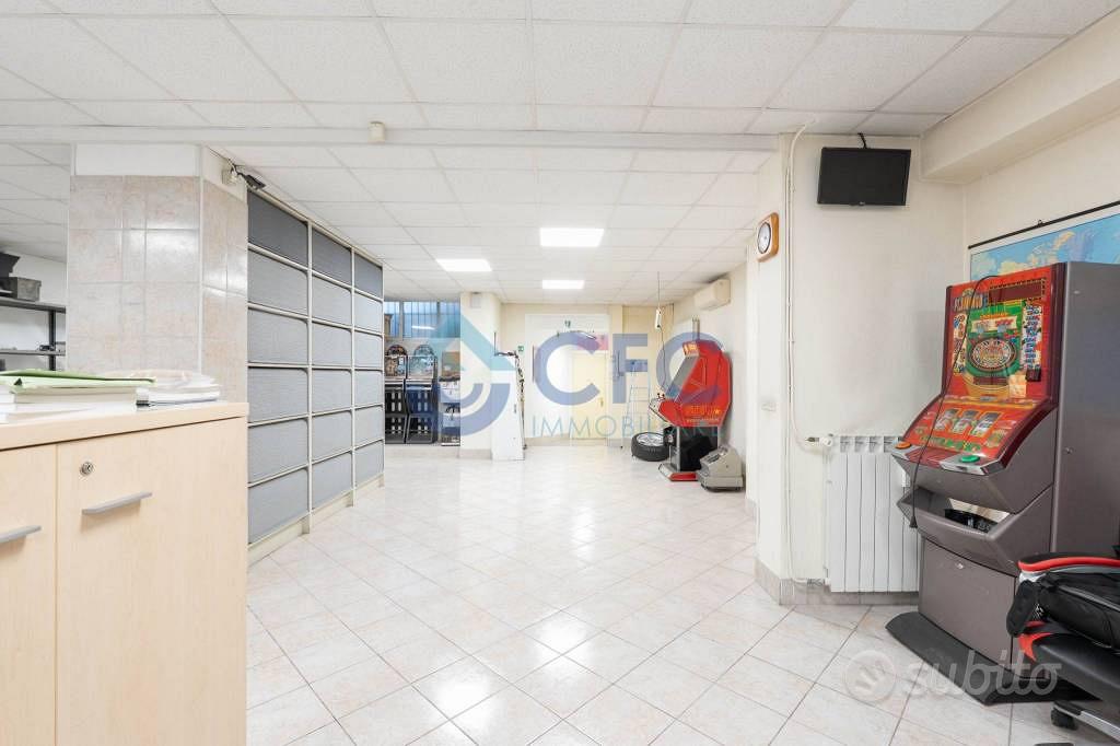 Immobile di 100 m² con 1 locale a Milano - Altro