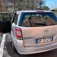 Opel Astra station wagon 1.9