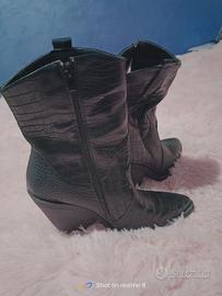 stivaletto  donna/ ragazza 39