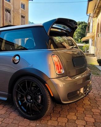 Spoiler lunotto carbonio MINI R