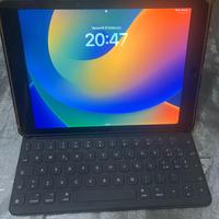 Ipad Pro 9.7” 128gb+ apple smart keyboard
