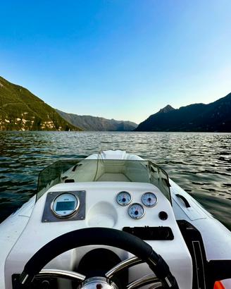 Gommone 4 metri + motore + carrello