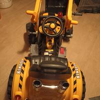 Escavatore a batteria