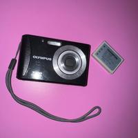 Fotocamera Olympus T-100