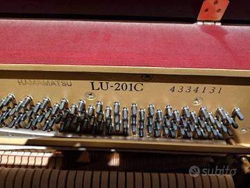 Pianoforte verticale Yamaha