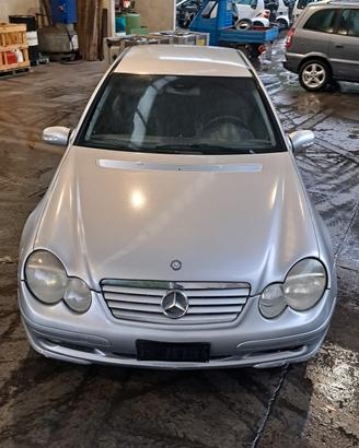 MERCEDES CLASSE C COMPRESSEUR DEL 2003 SOLO PER RI