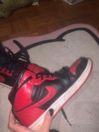 Nike Air Jordan 1 Mid Rosso Nero