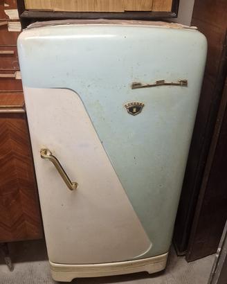Frigo e credenza vintage