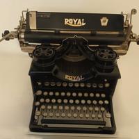 Macchina per scrivere Royal  anni 20