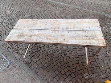 Tavolo in legno e ferro apribile