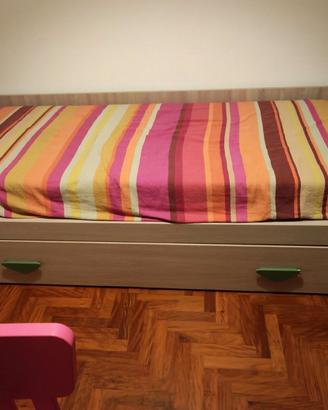 Letto singolo con doppio letto