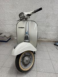 Vespa 50 special conservata