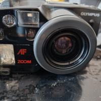 Macchina fotografica Olympus (foto su rullino)