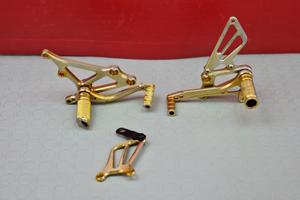 PEDANE PILOTA SUZUKI GSXR 1000 2001 2002