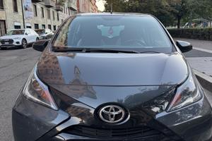 TOYOTA AYGO 1.0 X-PLAY