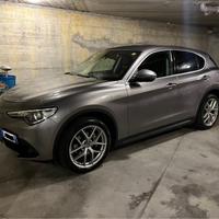 Alfa Romeo Stelvio 2.2 Q4 210 cv