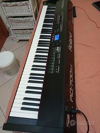 RD 700SX STAGE PIANO