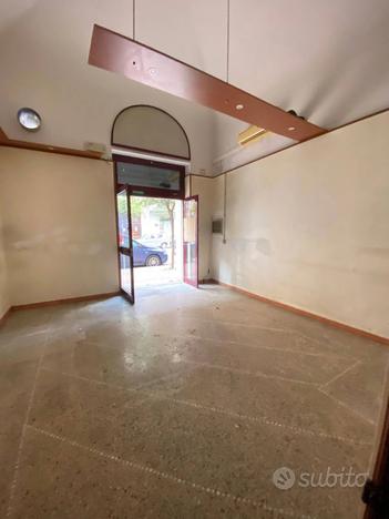 Locale - Taranto - 600 €/mese