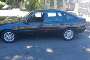opel vectra 1600 diamond fast back