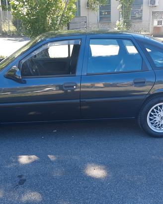 opel vectra 1600 diamond 5P FB