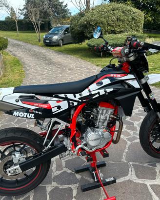 Swm sm r 125