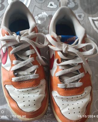 scarpe ginnastica Nike bianche arancioni 