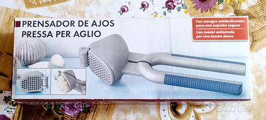 Pressa per aglio