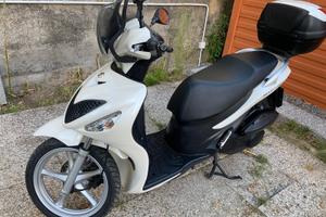 Suzuki sixteen 150