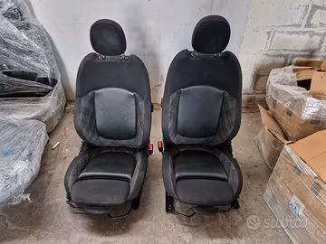 Mini Cooper S D F55 2016 sedili anteriori