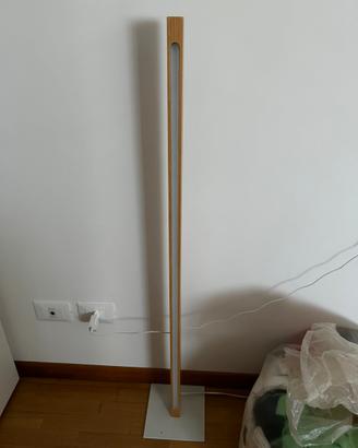 Lampada da terra a led Inspire effetto legno