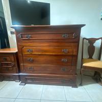 Como comodino e specchio