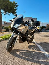 HONDA CBF 600