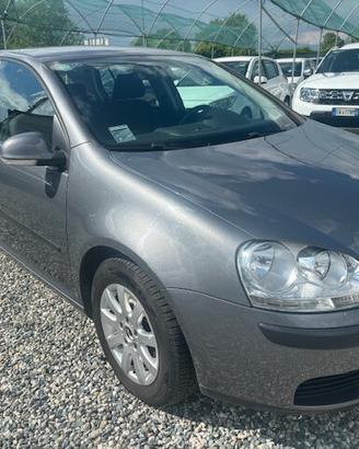 Volkswagen Golf 1.6 16V FSI 5p. Comfortline