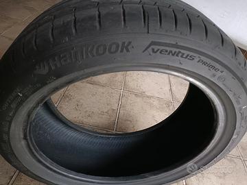 Gomme 215/45R17