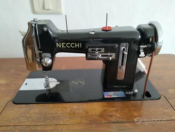 Macchina da cucire Necchi