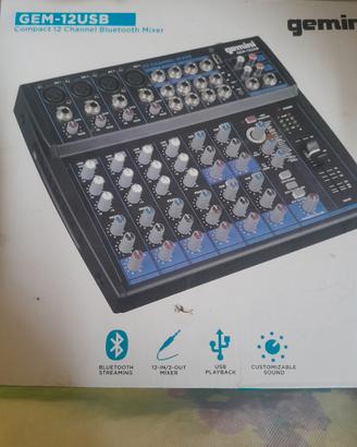 mixer 12 canali