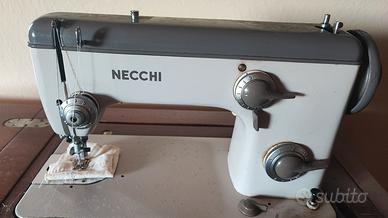 Macchina da cucire NECCHI