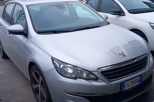 Peugeot 308 berlina 