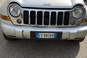 Jepp Cherokee JK anno 2006